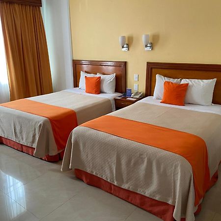 Hotel Baez Carrizal วิลลาเฮอโมซา ภายนอก รูปภาพ
