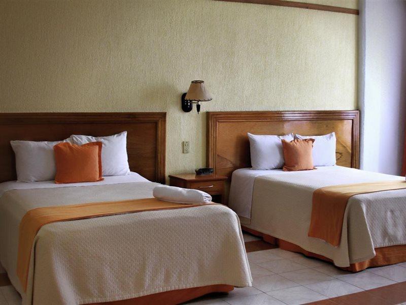 Hotel Baez Carrizal วิลลาเฮอโมซา ภายนอก รูปภาพ