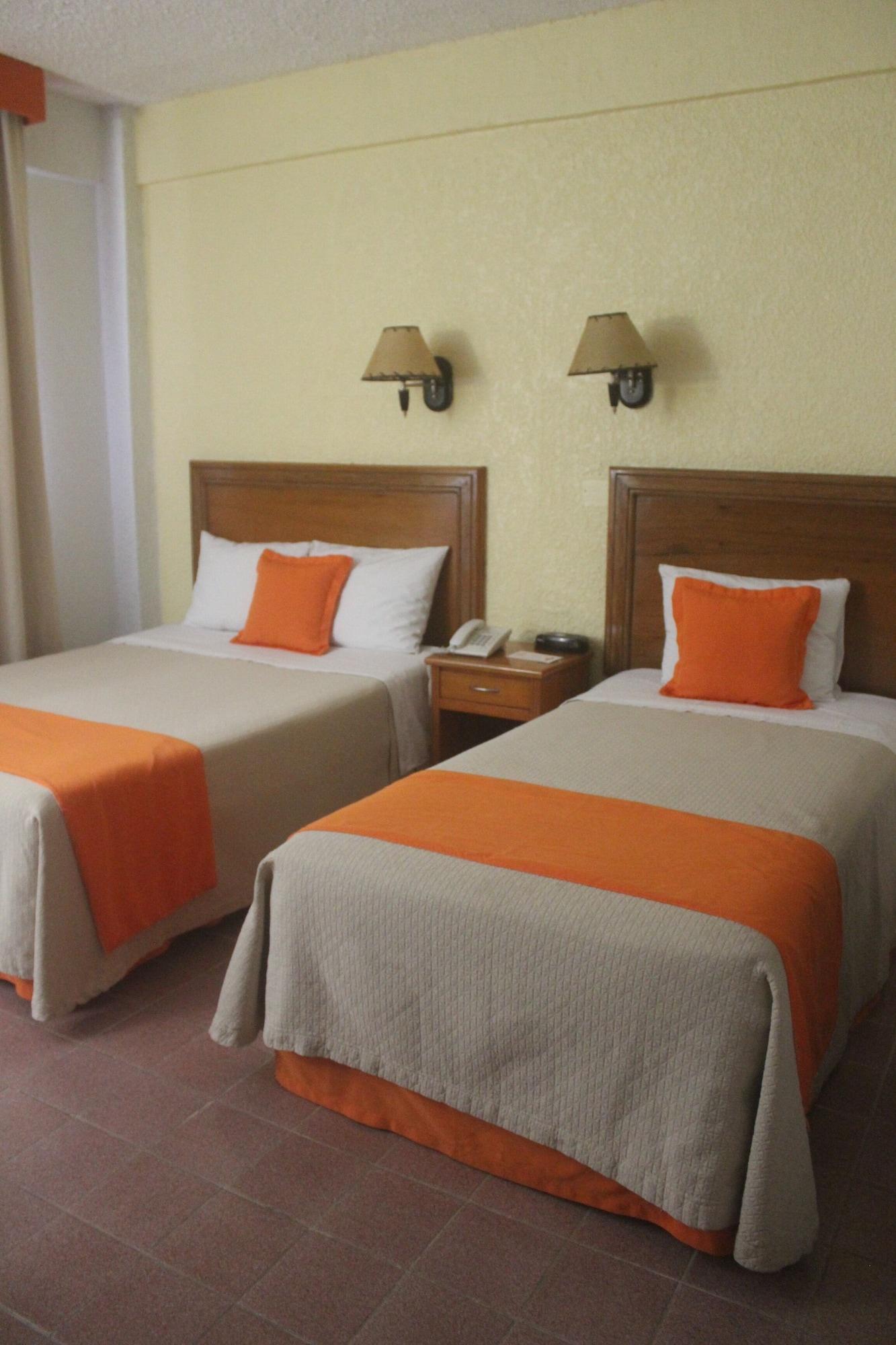Hotel Baez Carrizal วิลลาเฮอโมซา ภายนอก รูปภาพ