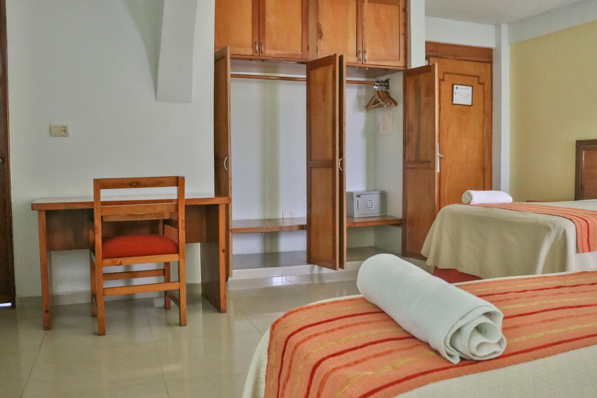 Hotel Baez Carrizal วิลลาเฮอโมซา ภายนอก รูปภาพ