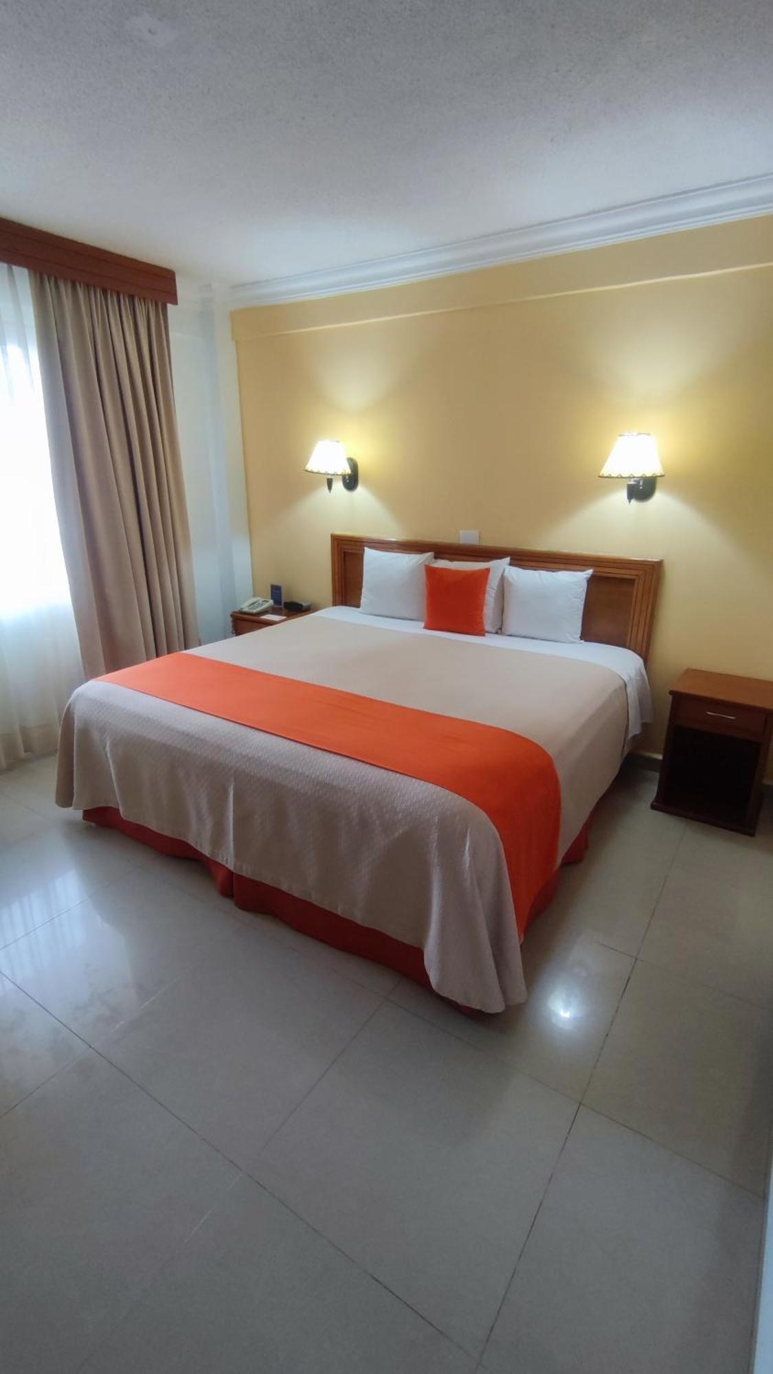Hotel Baez Carrizal วิลลาเฮอโมซา ภายนอก รูปภาพ