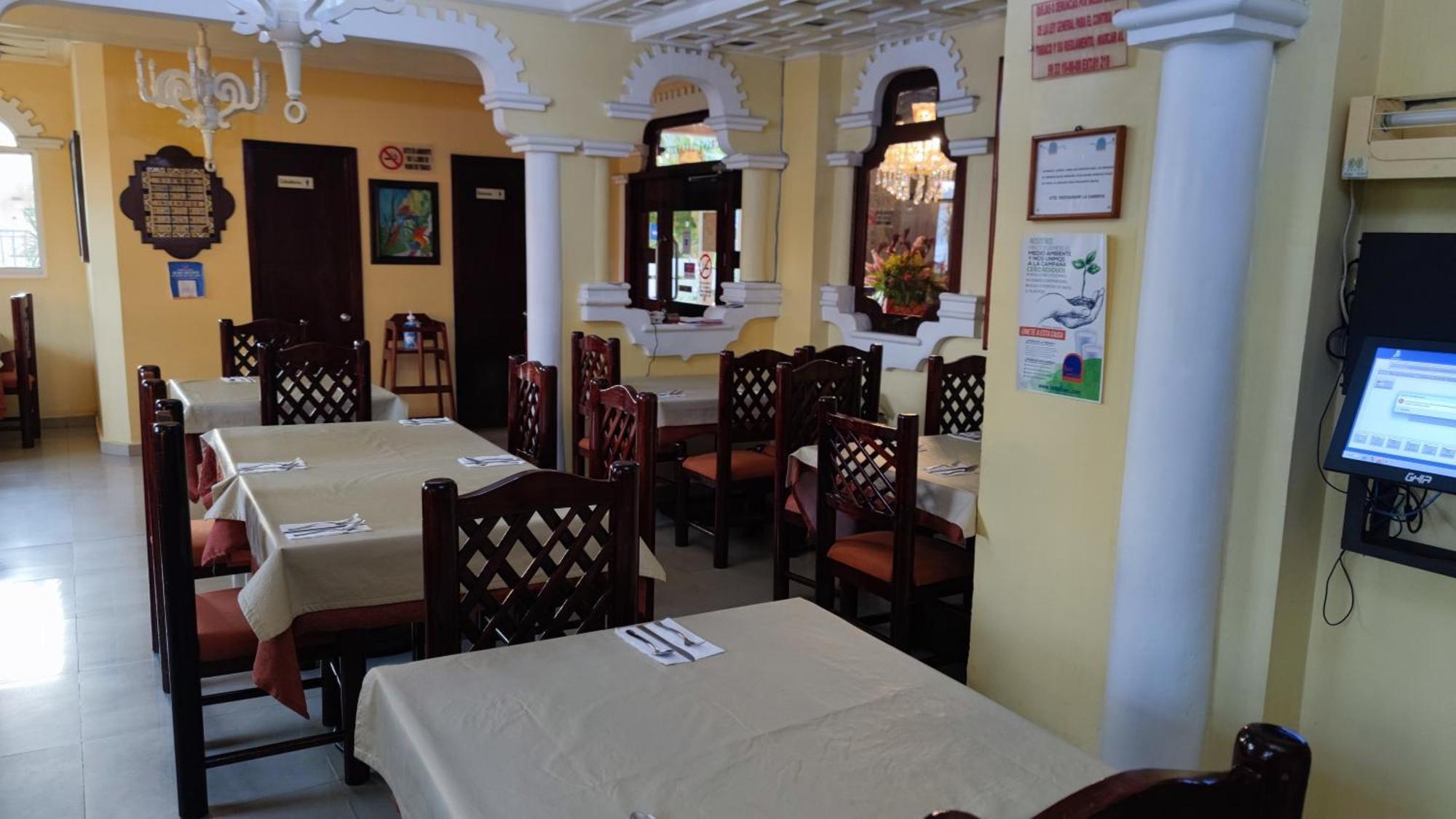 Hotel Baez Carrizal วิลลาเฮอโมซา ภายนอก รูปภาพ
