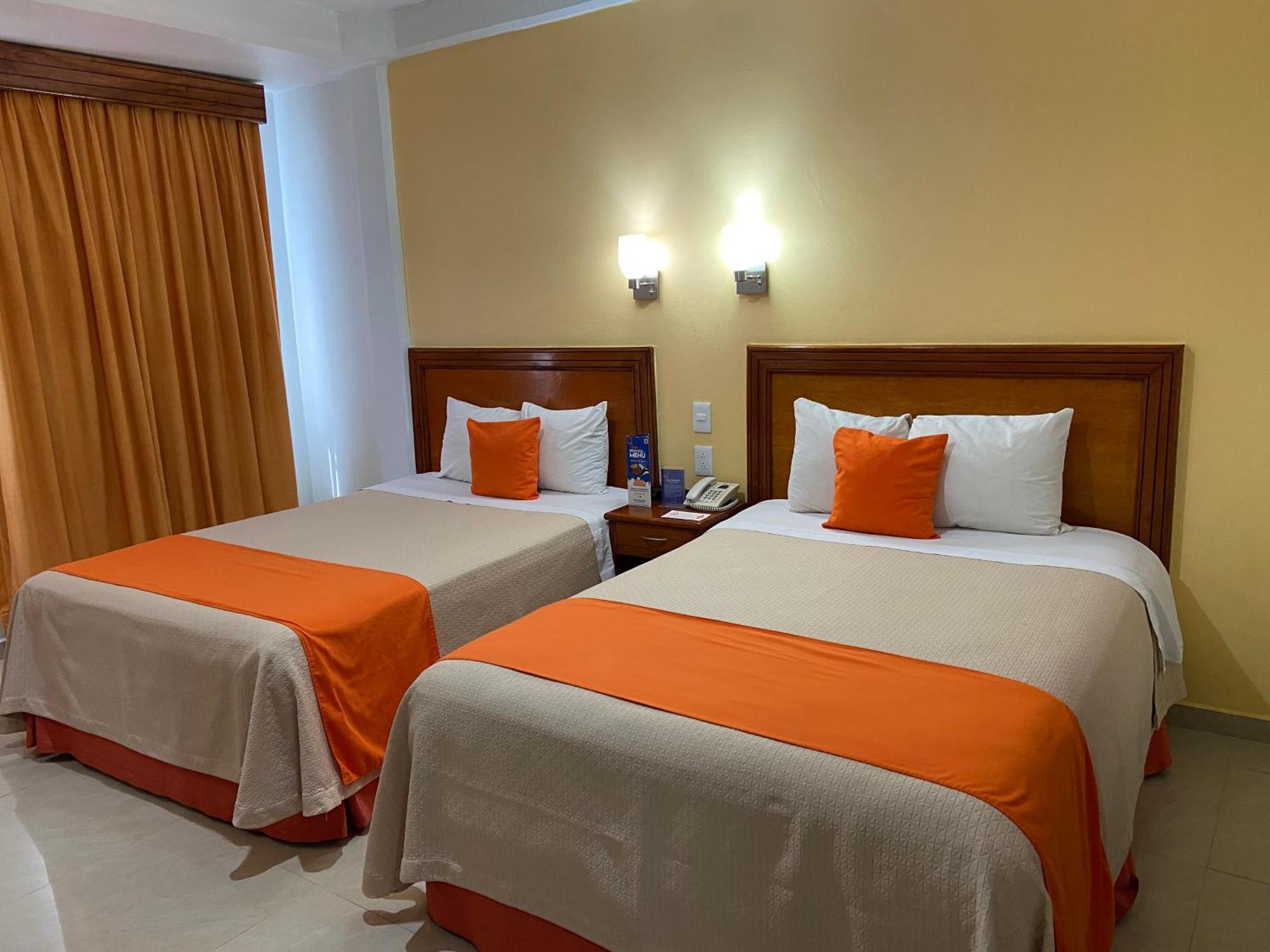 Hotel Baez Carrizal วิลลาเฮอโมซา ภายนอก รูปภาพ