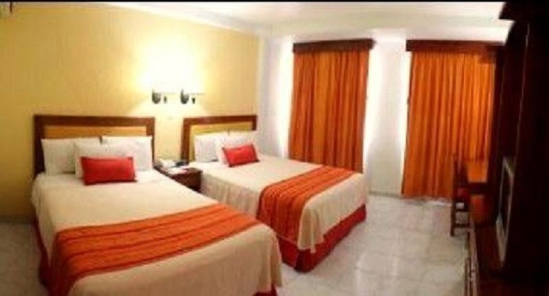 Hotel Baez Carrizal วิลลาเฮอโมซา ภายนอก รูปภาพ